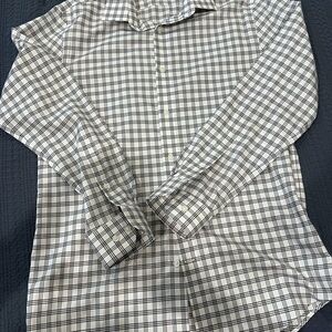 Banana Republic Black and White Casual Button Down Shirt